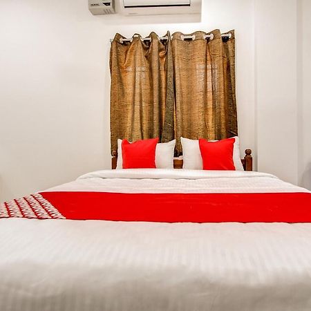 库姆巴科纳姆 Oyo 69625 Mayuraa Residency酒店 外观 照片