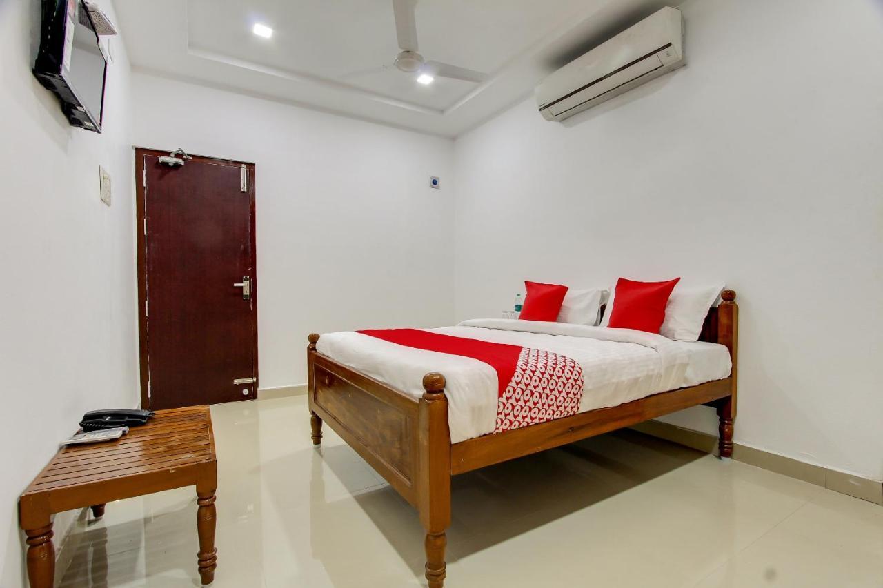 库姆巴科纳姆 Oyo 69625 Mayuraa Residency酒店 外观 照片