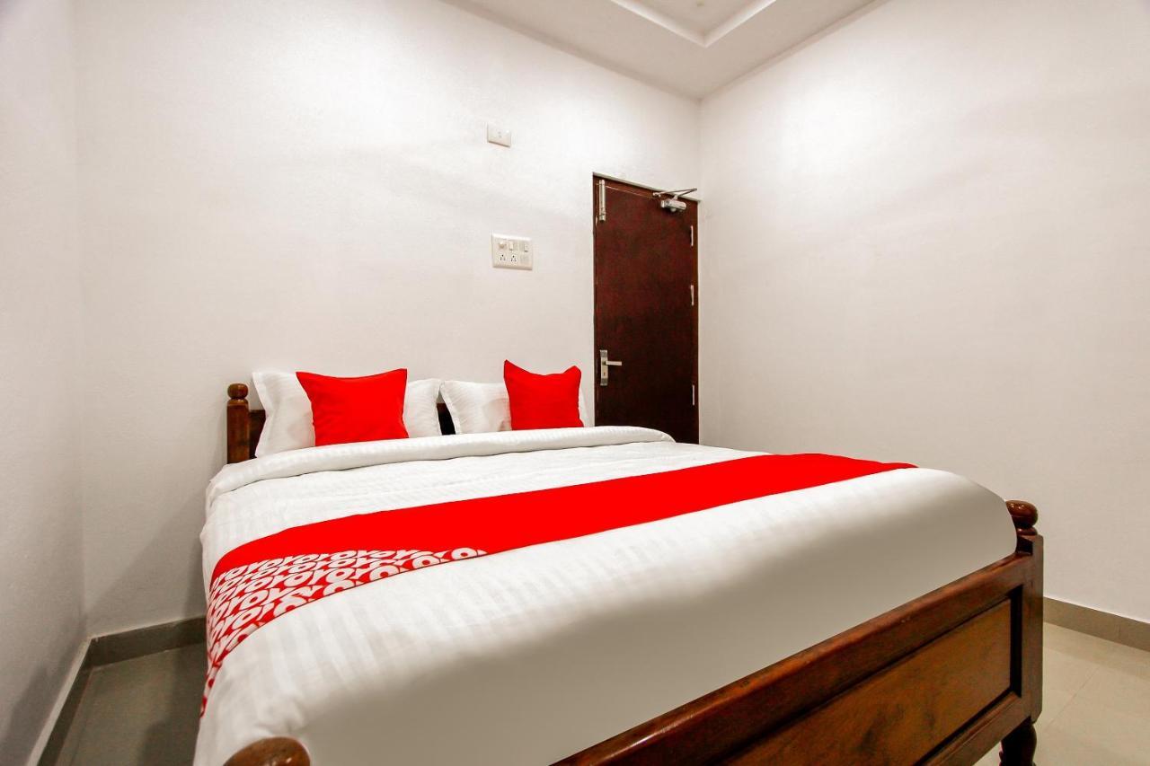 库姆巴科纳姆 Oyo 69625 Mayuraa Residency酒店 外观 照片