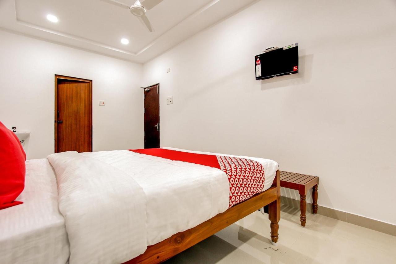 库姆巴科纳姆 Oyo 69625 Mayuraa Residency酒店 外观 照片